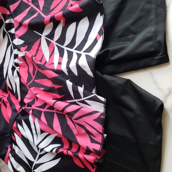 Knaspor Modest Swimsuit w/Attached Shorts Rose Red Floral Leaf Print Size 12-14 - Picture 9 of 13